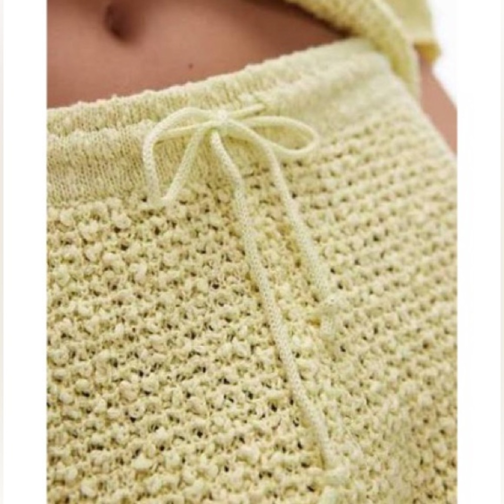 TOPSHOP Stitchy Shorts in Lime, NWT - Picture 3 of 7